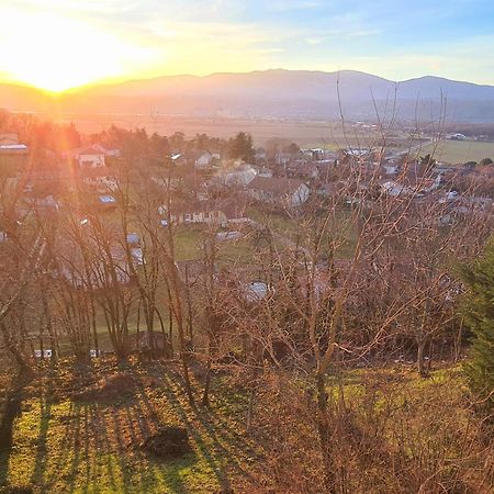 Gite De 70M² Avec Vue Sur Le Massif Du Pilat Clonas-sur-Vareze ภายนอก รูปภาพ