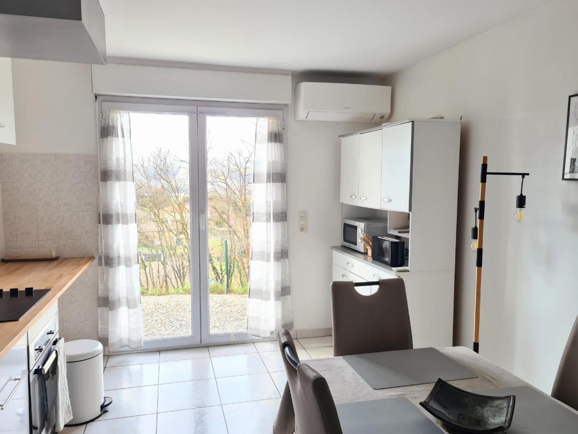 Gite De 70M² Avec Vue Sur Le Massif Du Pilat Clonas-sur-Vareze ภายนอก รูปภาพ